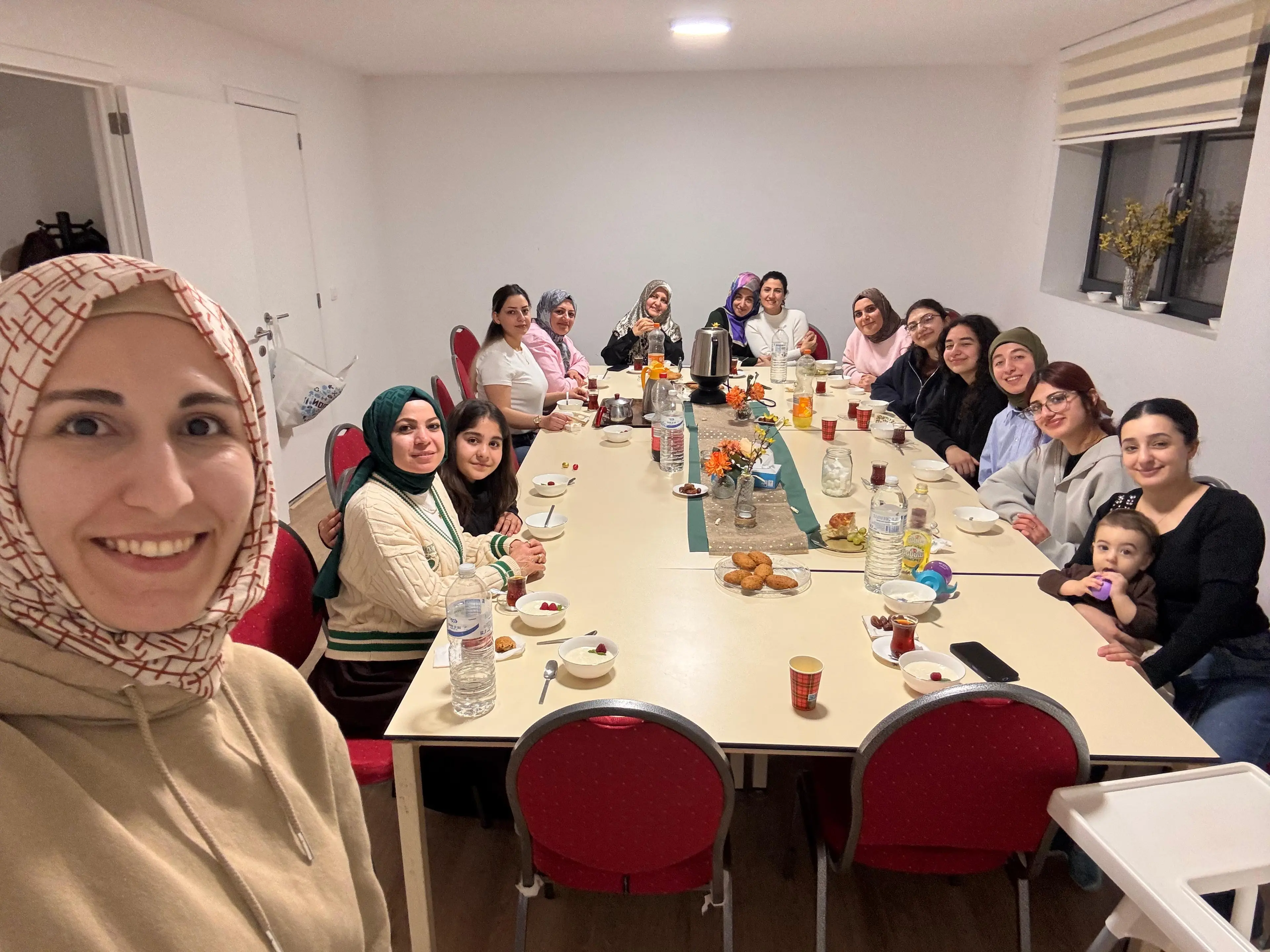 kadınlargünüiftar1.jpeg