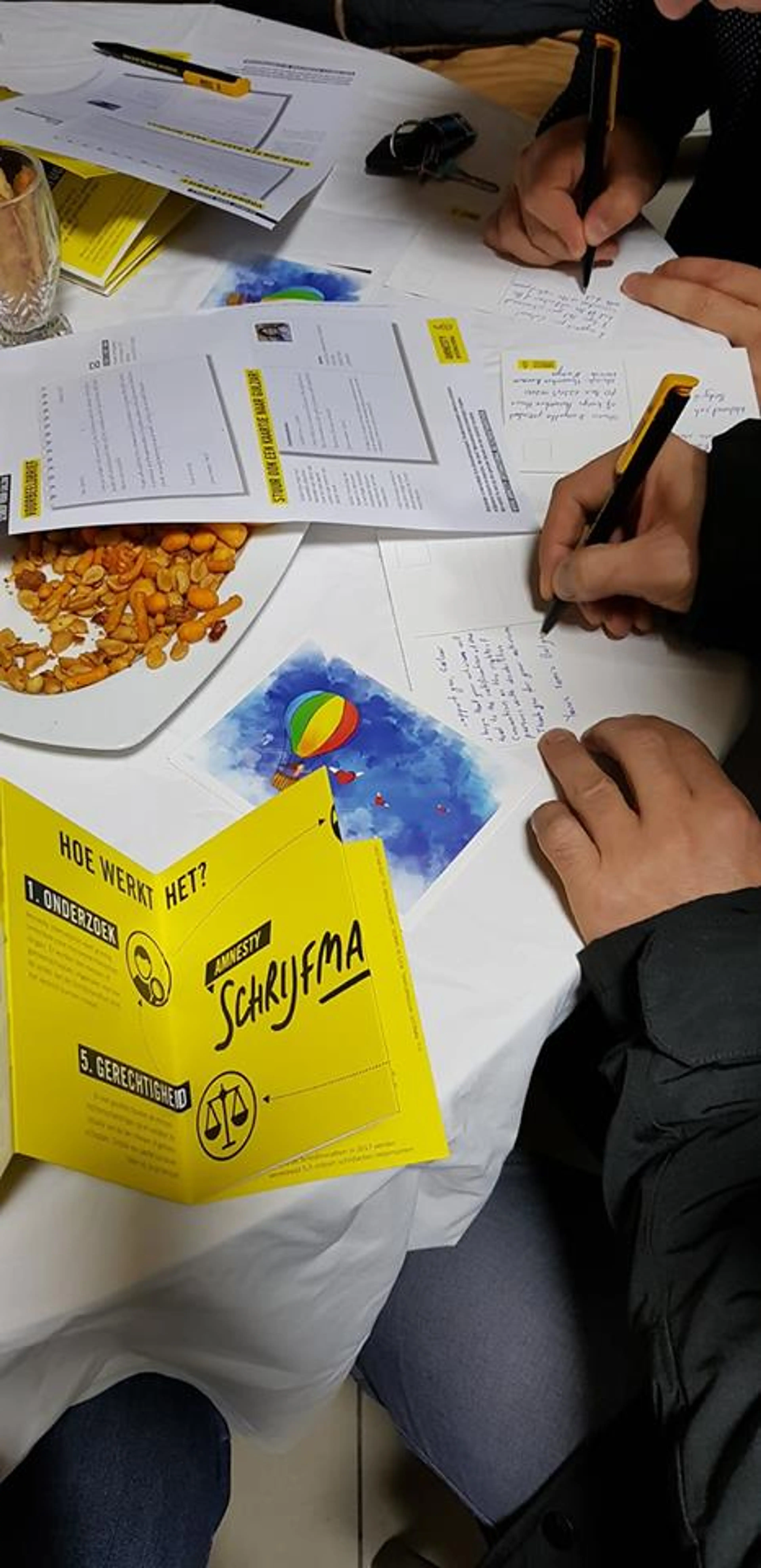 news-speak-right-now-amnesty-schrijfmarathon-1